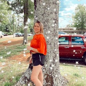 Meet your Posher, Emileigh